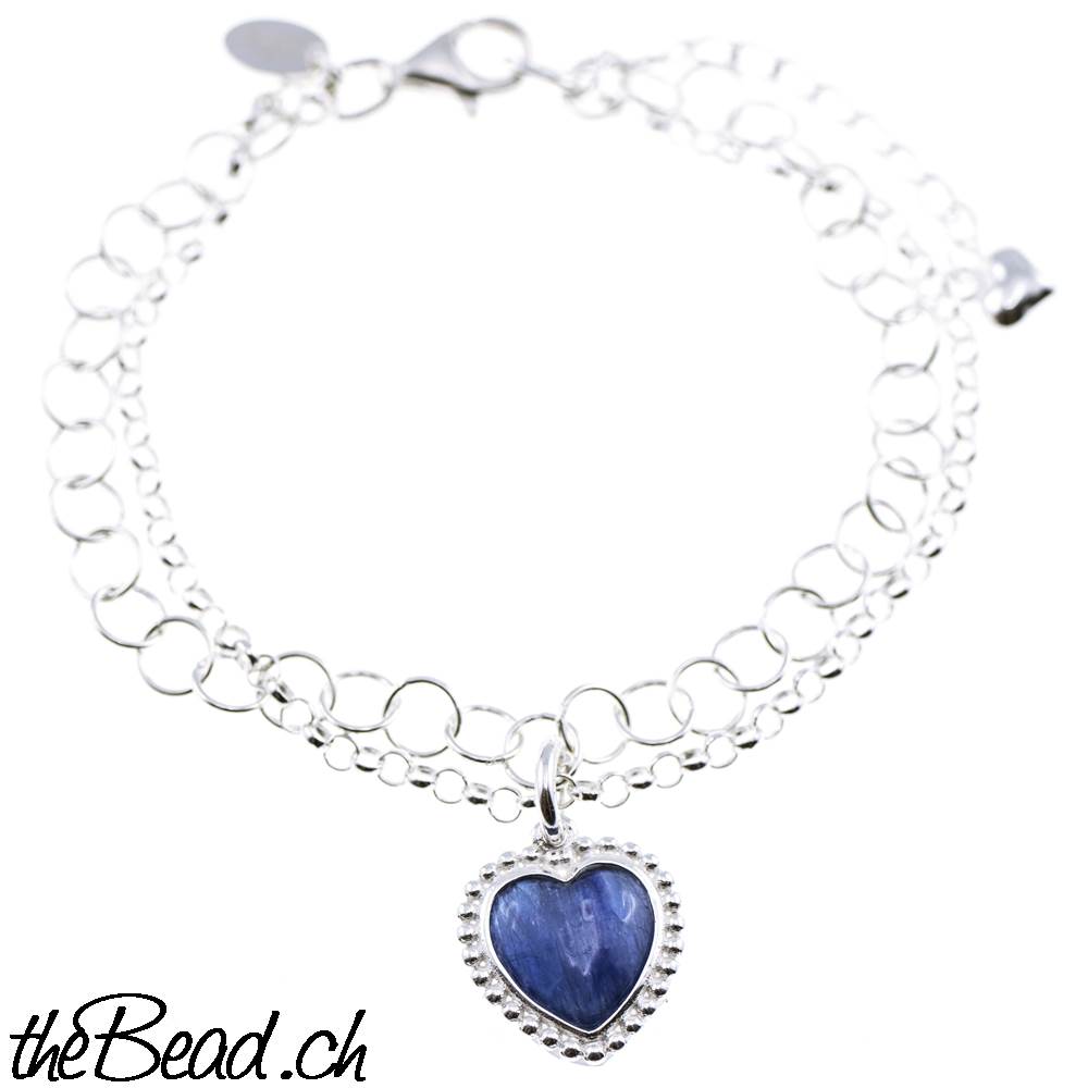 Silberarmband HERZ mit blauem Kyanit